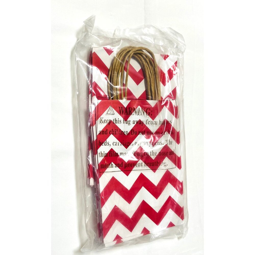 12 Gift Bags Red White Chevron Designer Party Paper Bags 9x6 1/4 inches NEW!